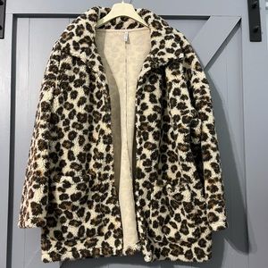 Z supply Sherpa leopard jacket
